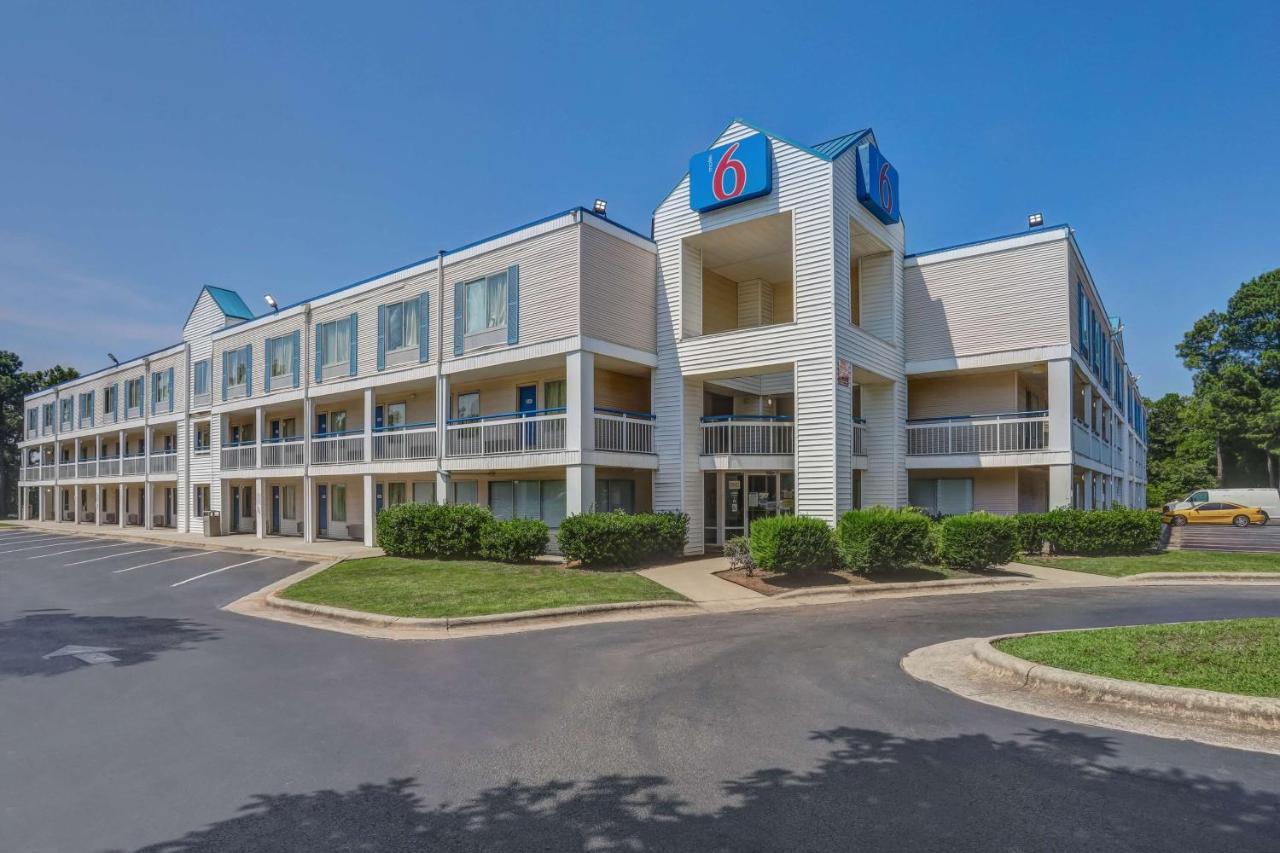 Motel 6-Raleigh, Nc - North المظهر الخارجي الصورة